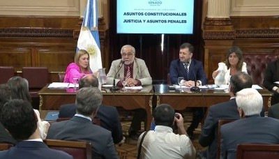 Política