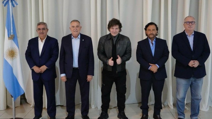 Milei recibió a gobernadores que respaldaron su veto a la ley de Financiamiento Universitario