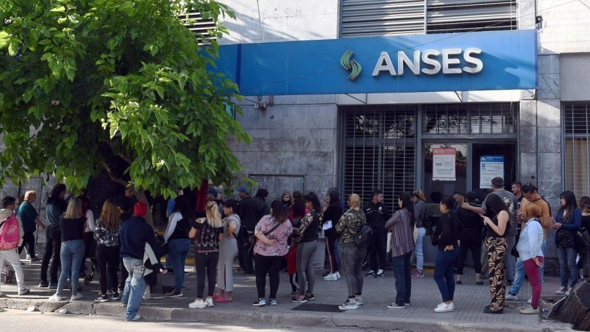 Fin de la moratoria: la oposición impulsa una jubilación proporcional a los años de aportes