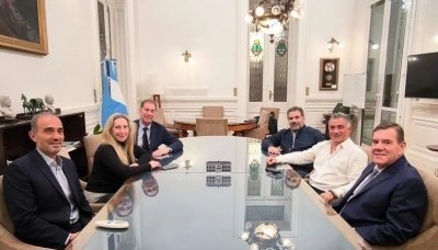 Política