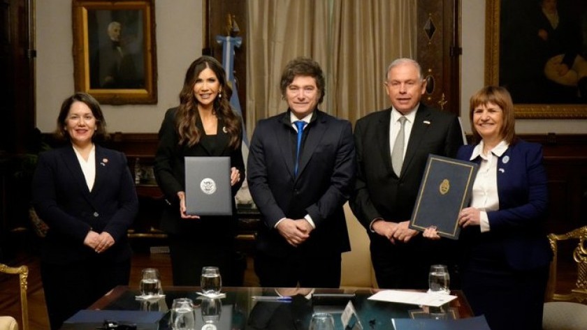 El Gobierno acordó con EE.UU. cooperar en seguridad e ingresó al Programa de Exención de Visas
