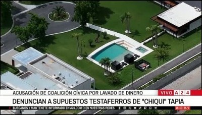 País