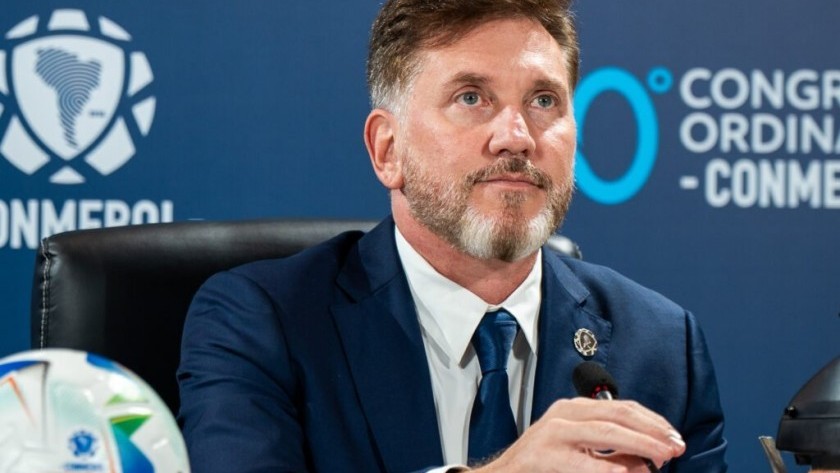 El presidente de Conmebol fue denunciado por quedarse con US$ 5.000.000 recuperados del FifaGate